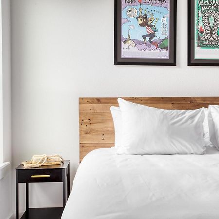 Melody By Avantstay Peloton Included Sleek Home Austin Luaran gambar